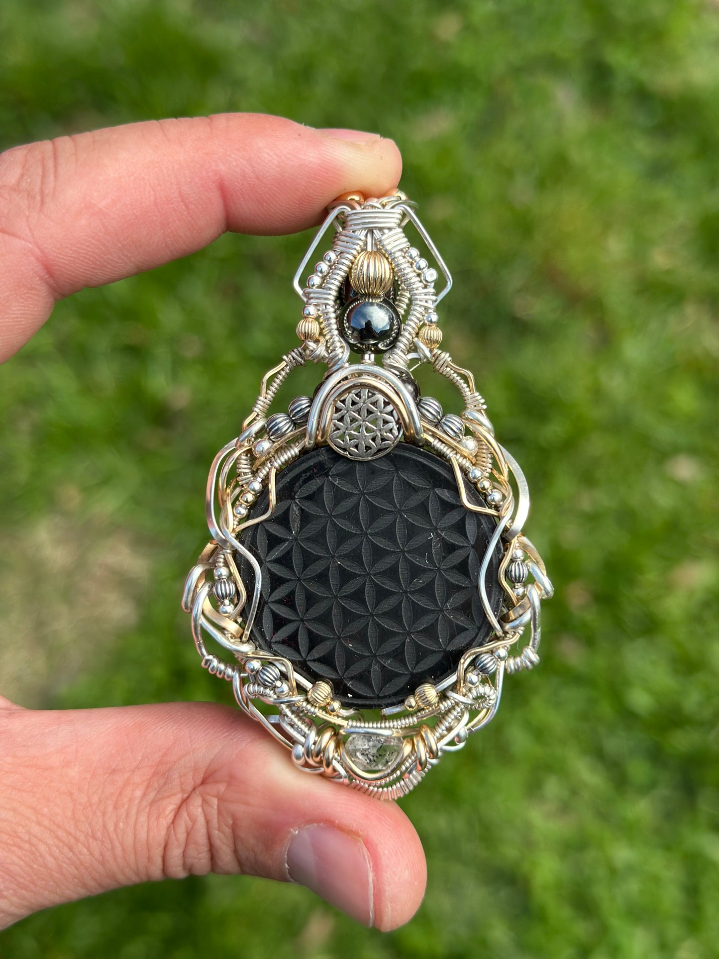 Sacred Shungite 🪬 Flower of Life ✨⚛️✨ Herkimer Diamond 💎 EMF Protection 📵🛜📵 Pendant