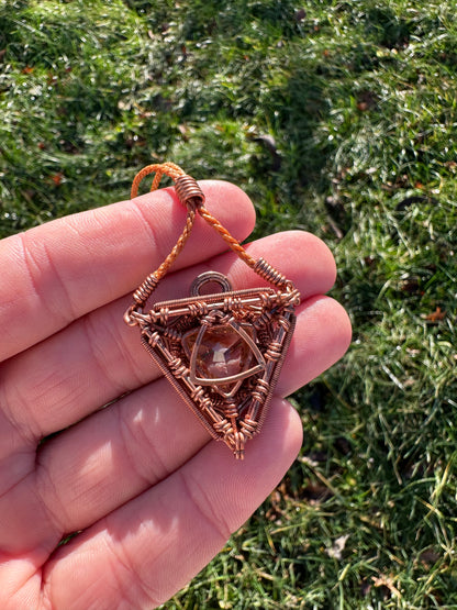Portal Talisman 🪬 🕳️🛸👽 Copper Pyramid Pendant, Citrine 🔅 Ruler 👑