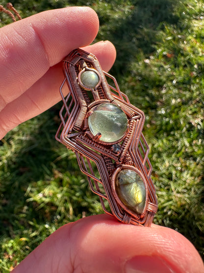 Portal Talisman 🪬 🕳️🛸👽 Copper Tech Key Pendant, Labradorite & Lodolite Crystals